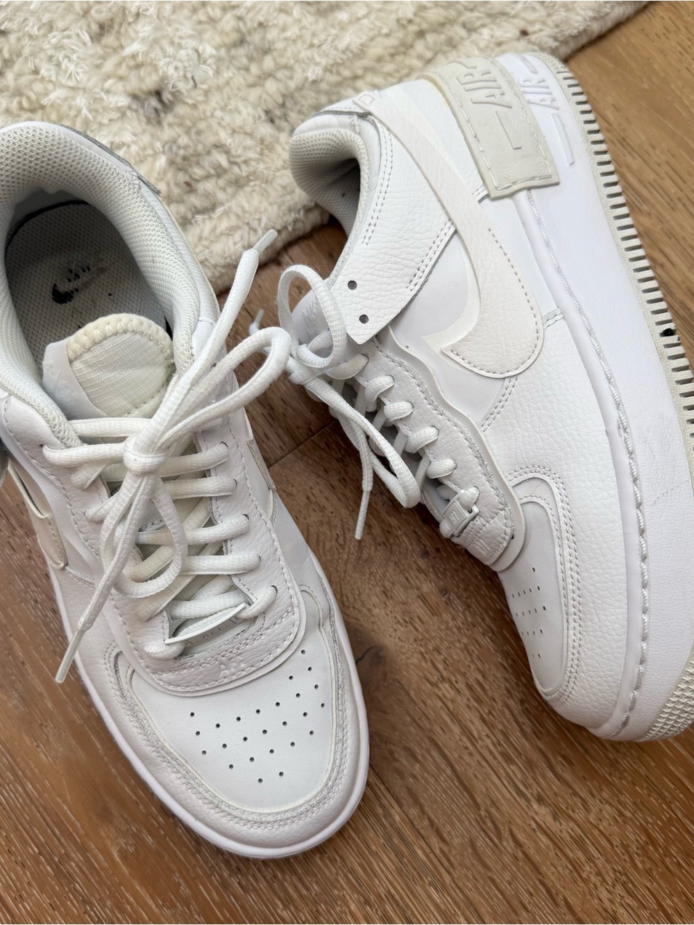Nike AF1 White Leather Low-Top Sneakers with Swoosh Size 9 Women’s - Picture 8 of 8